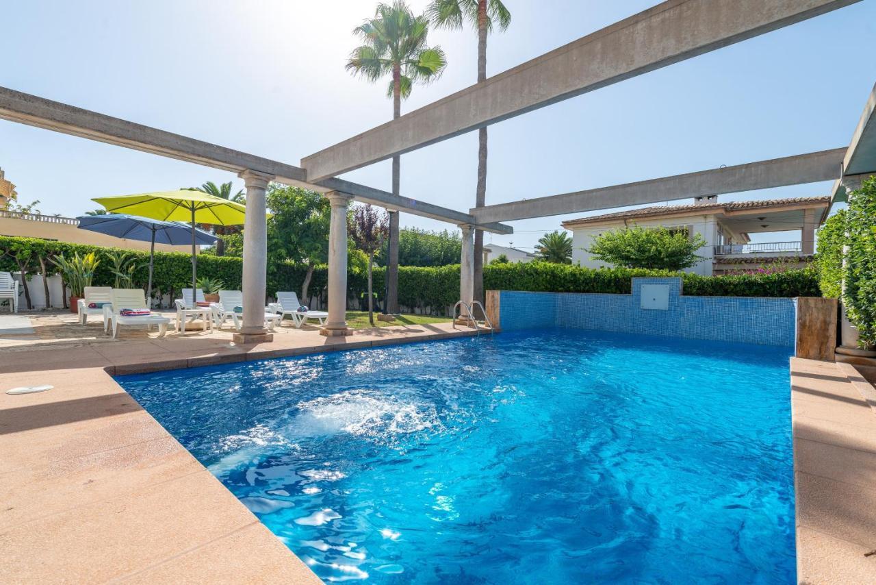 Estrel Villa กันปิกาฟอร์ต ภายนอก รูปภาพ