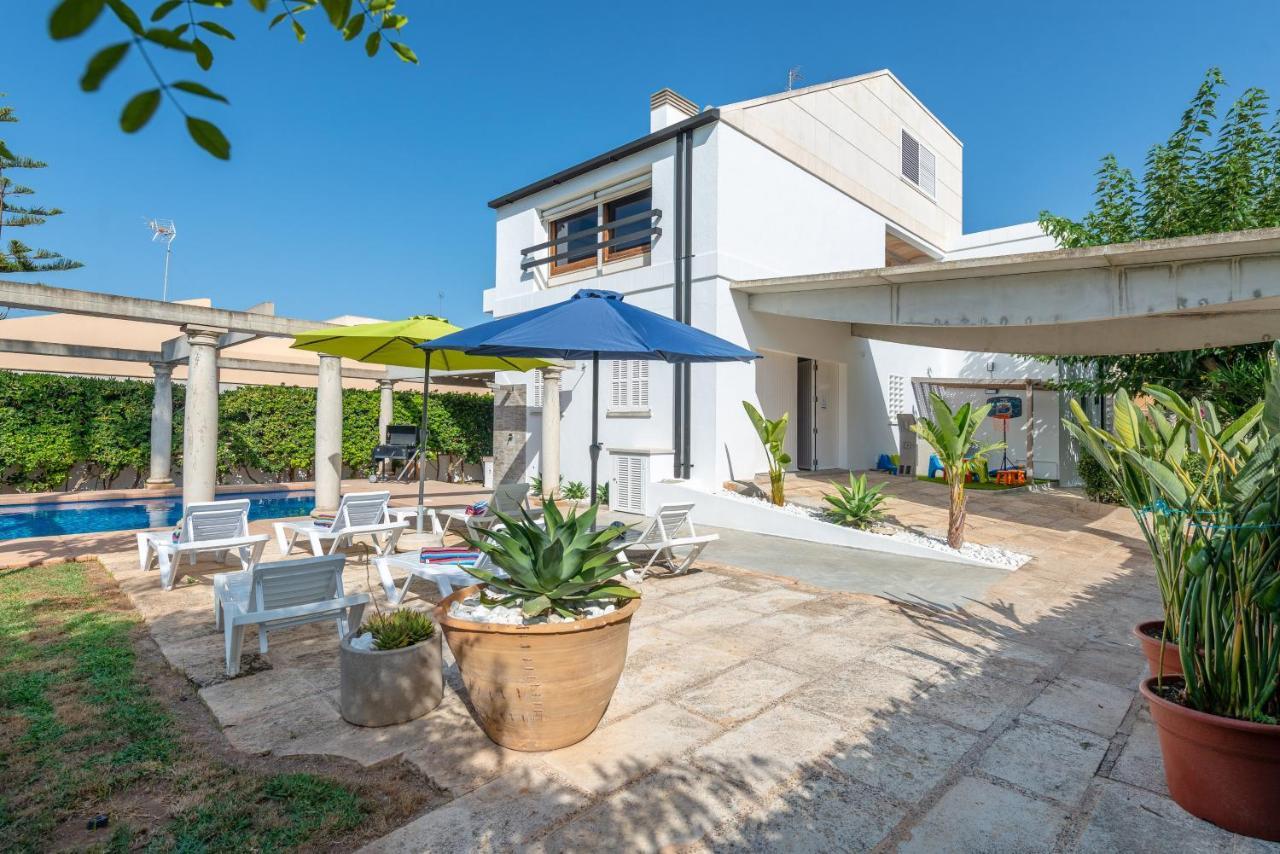 Estrel Villa กันปิกาฟอร์ต ภายนอก รูปภาพ