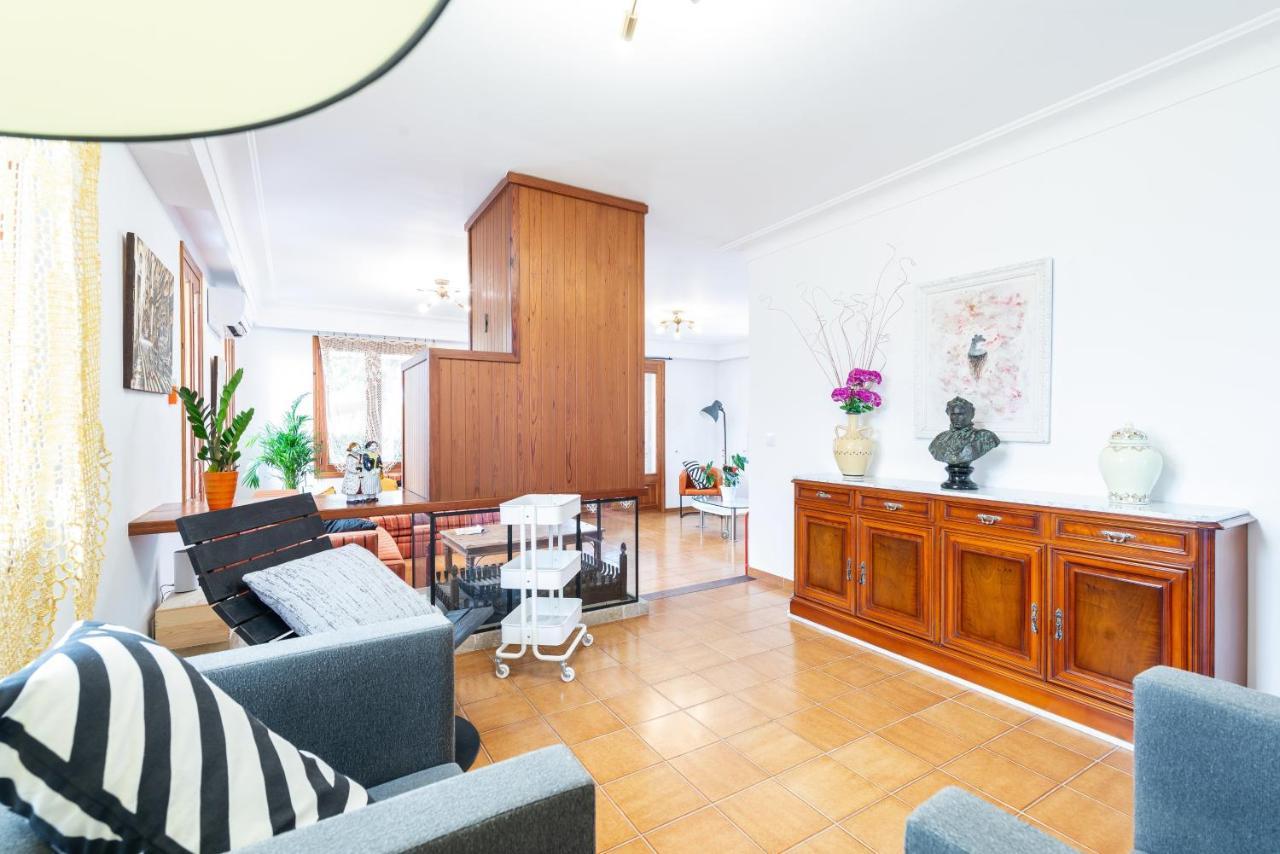 Estrel Villa กันปิกาฟอร์ต ภายนอก รูปภาพ