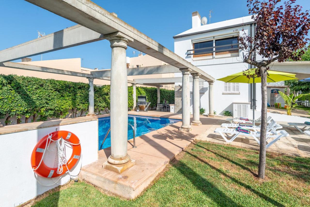 Estrel Villa กันปิกาฟอร์ต ภายนอก รูปภาพ