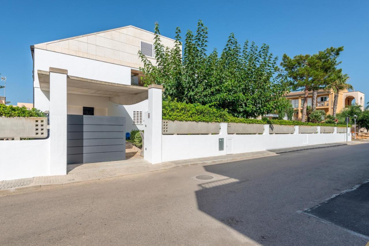 Estrel Villa กันปิกาฟอร์ต ภายนอก รูปภาพ