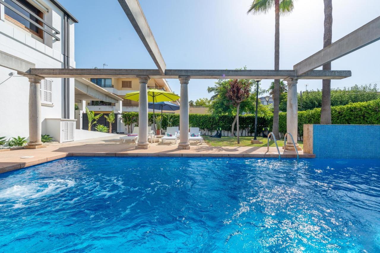 Estrel Villa กันปิกาฟอร์ต ภายนอก รูปภาพ